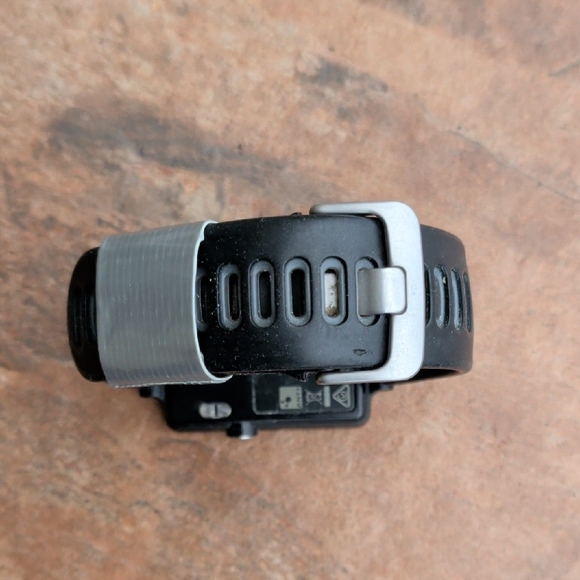 Garmin Black Vivoactive Smartwatch - Picture 5 of 6